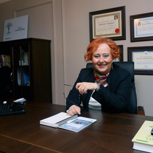 prof-dr-deniz-ozzeybek